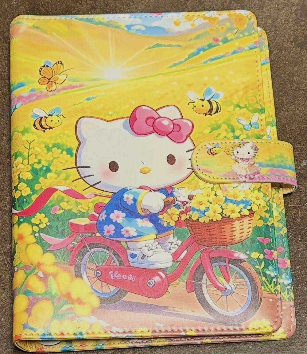 Hello Kitty size A5 Binder w/ stationery paper